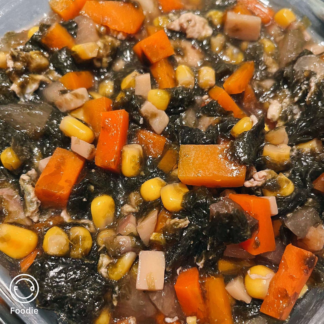 Seaweed Egg and Oyster Mushroom Soup