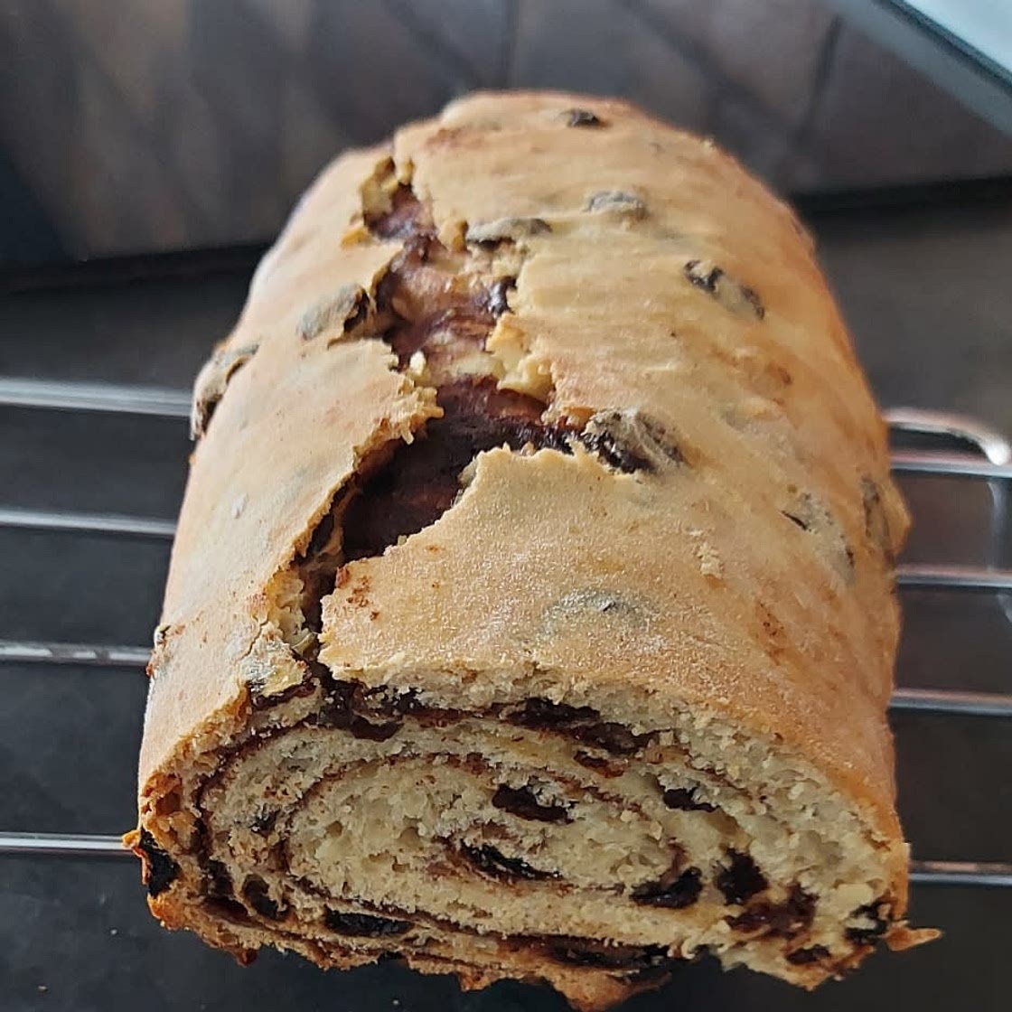 Cinnamon Swirl Raisin Bread