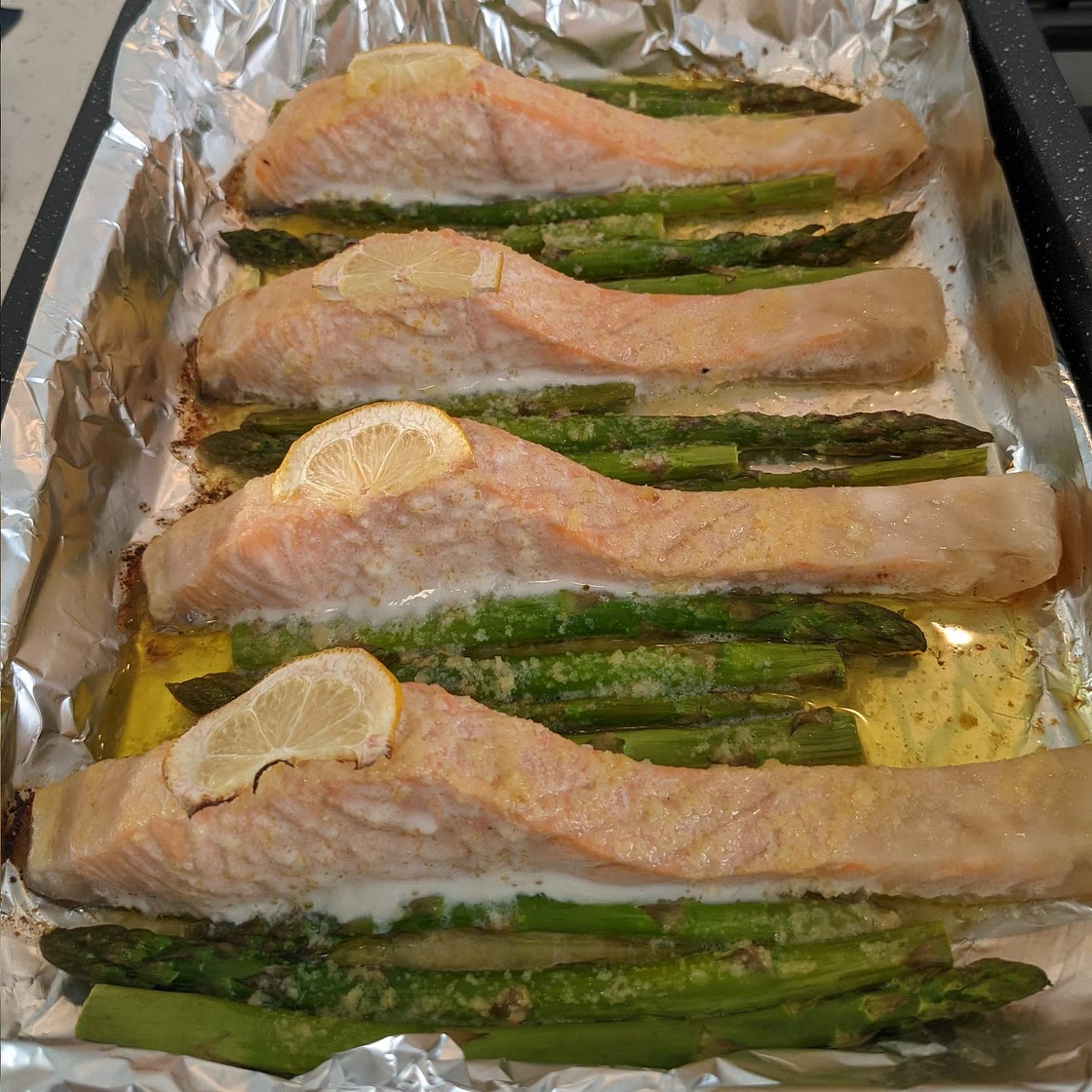 One-Pan Salmon Asparagus Recipe (VIDEO)