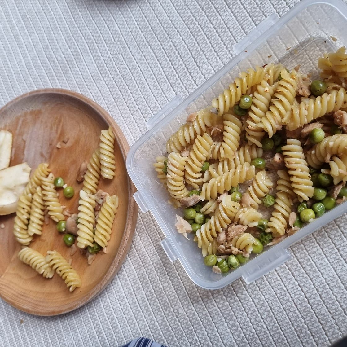 GARLIC LEMON TUNA PASTA w. CANNED TUNA