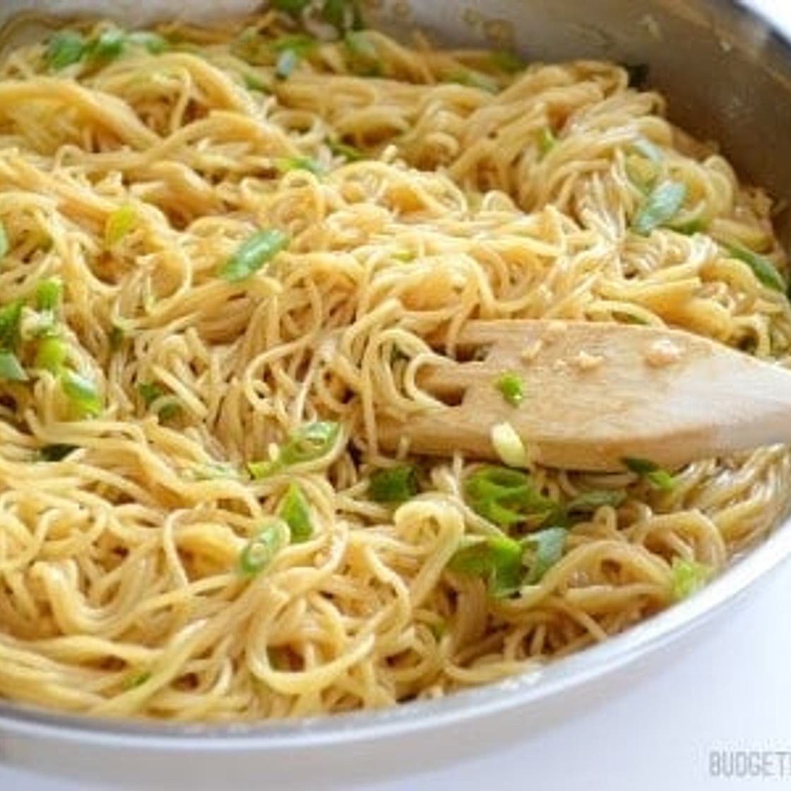 Quick & Easy Garlic Noodles