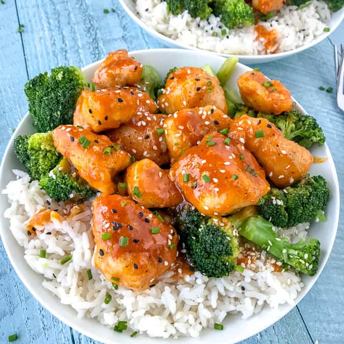Honey Sriracha Peanut Butter Chicken Bowl