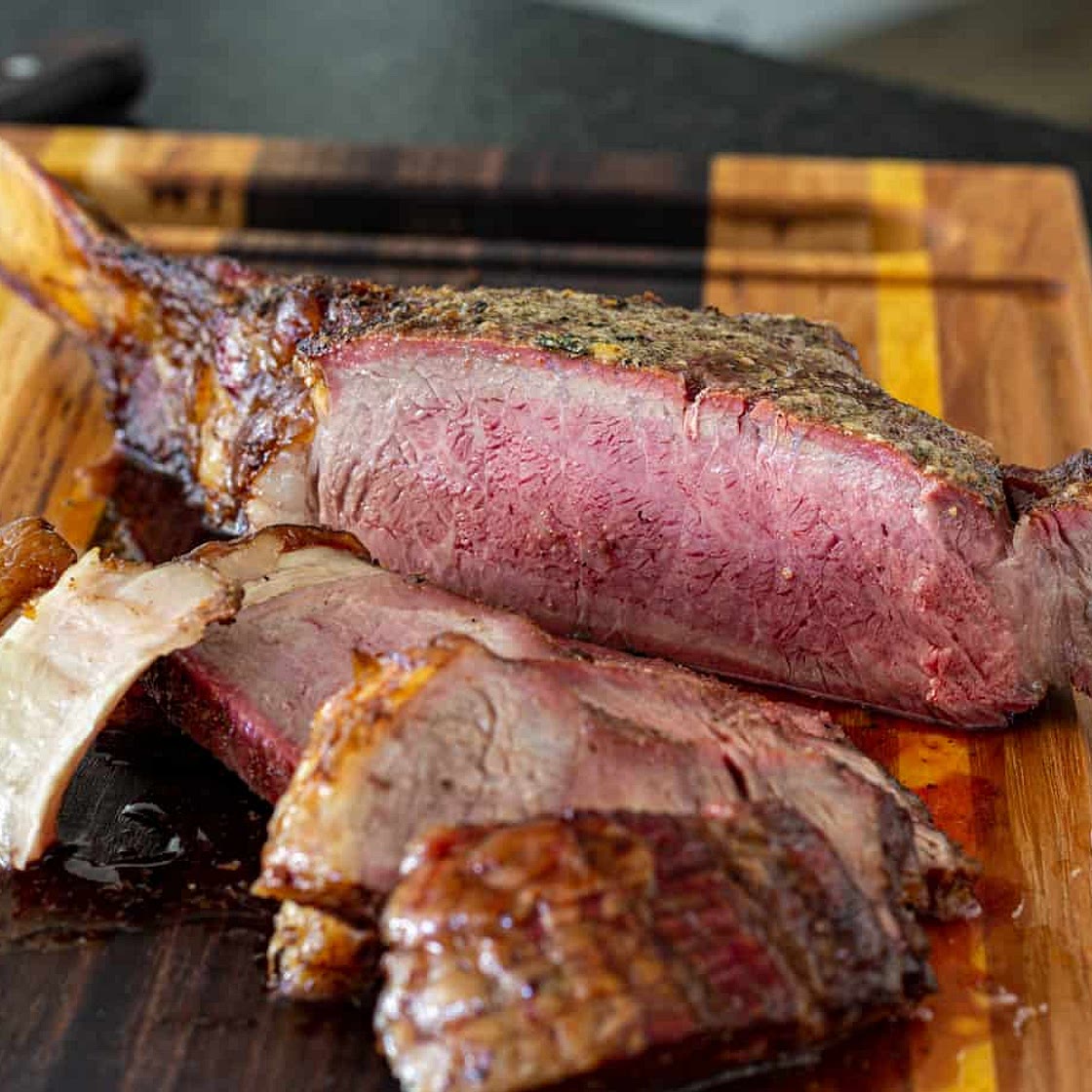 Smoked Tomahawk Steak