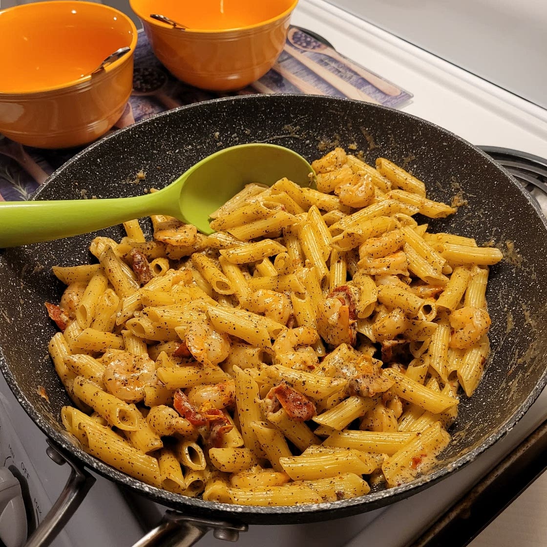 Creamy Mozzarella Shrimp Pasta
