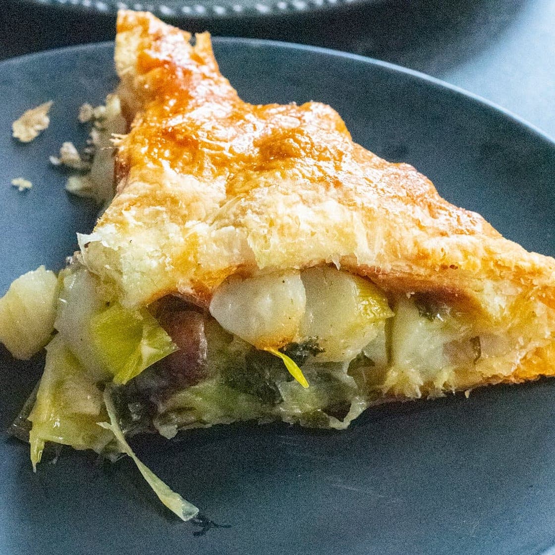 Jerusalem artichoke, leek and chestnut pie