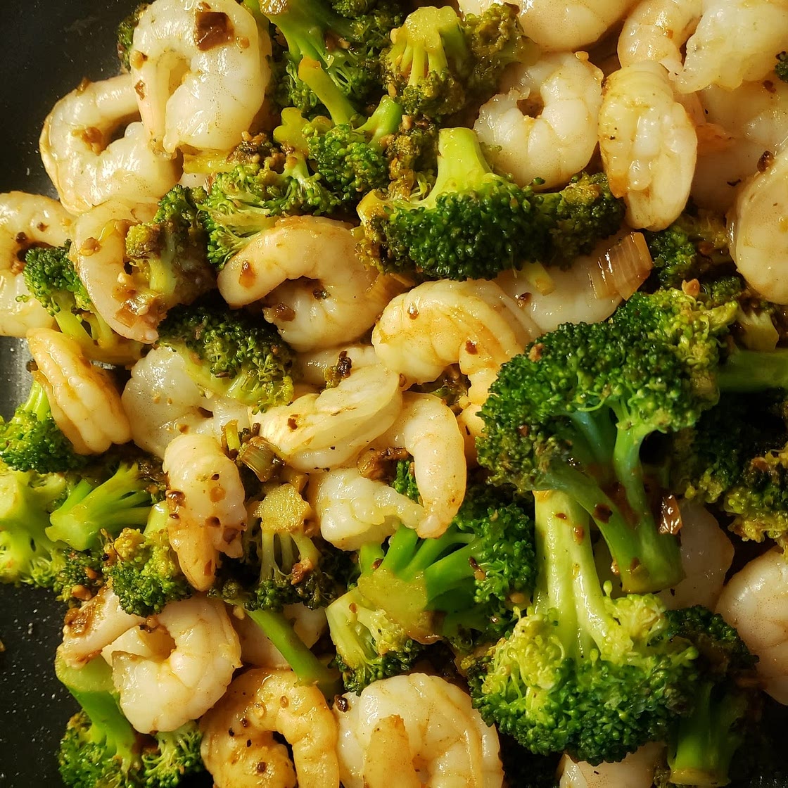 Shrimp and Garlic Spicy Stir-fry