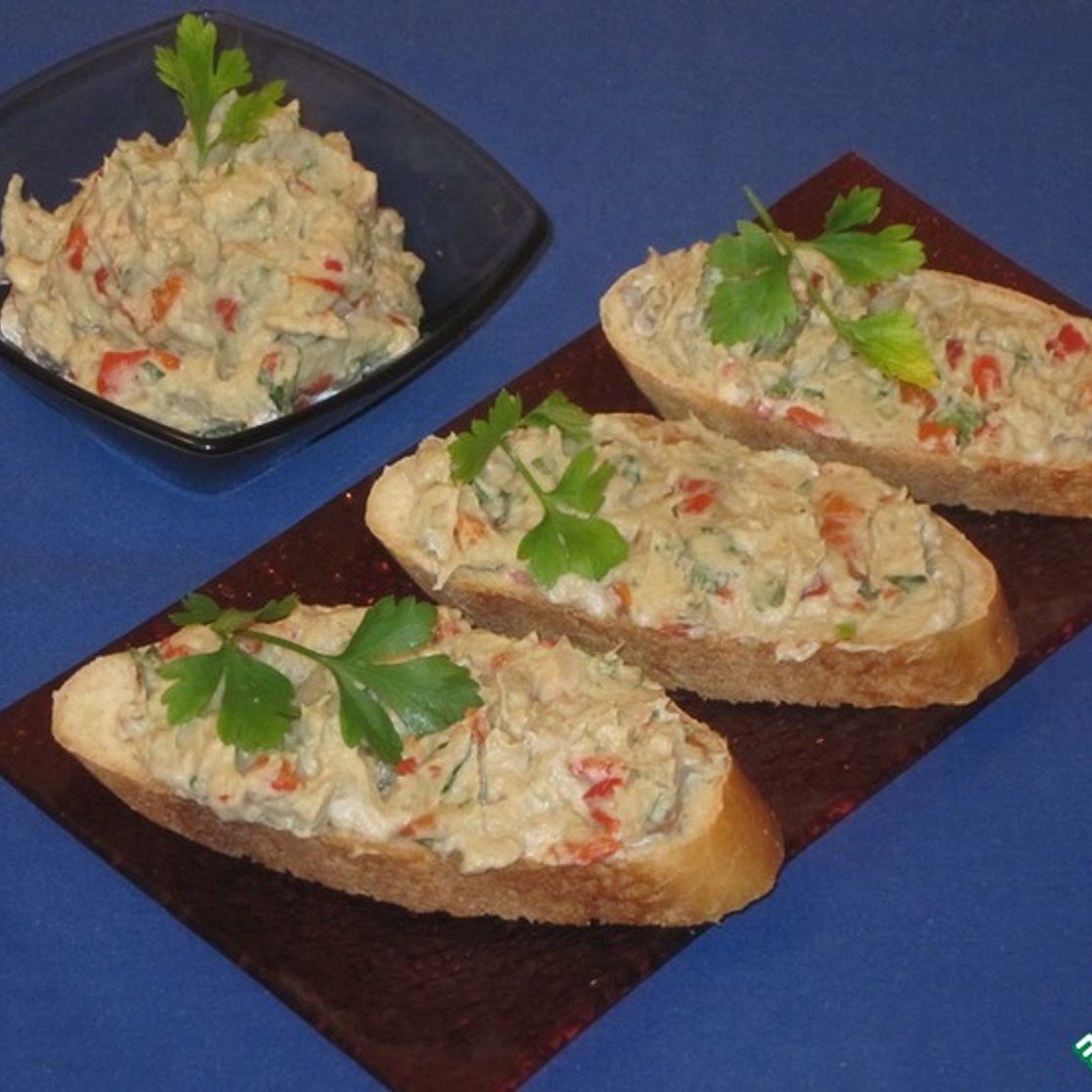 Закуска из печеных баклажанов