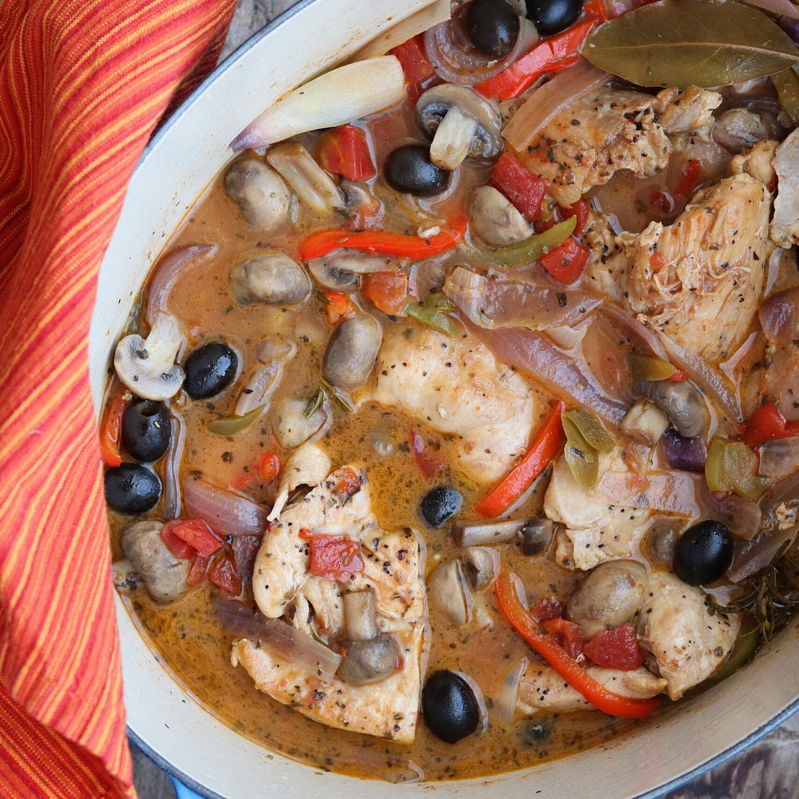 Easy Boneless Chicken Cacciatore
