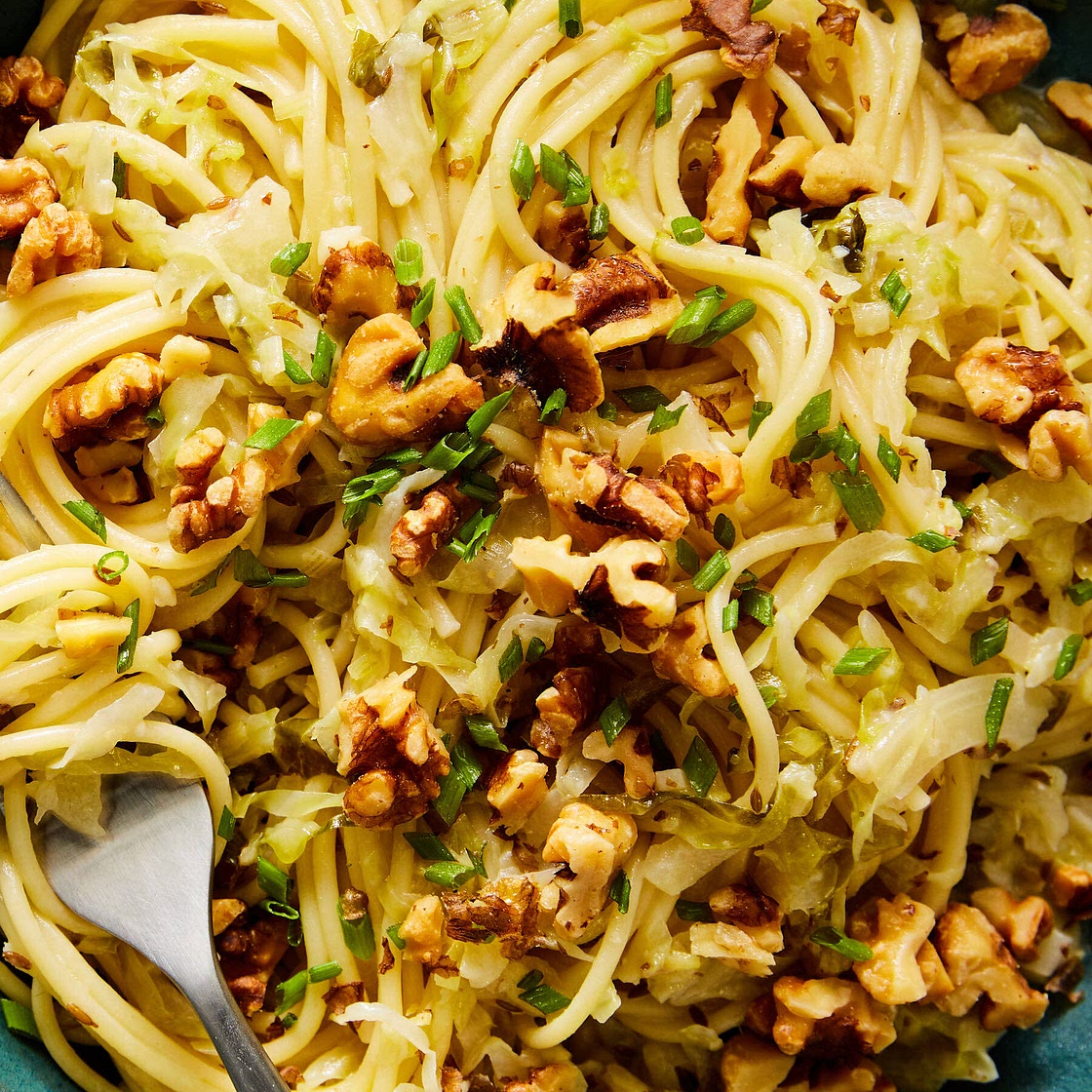 Cabbage spaghetti and walnuts