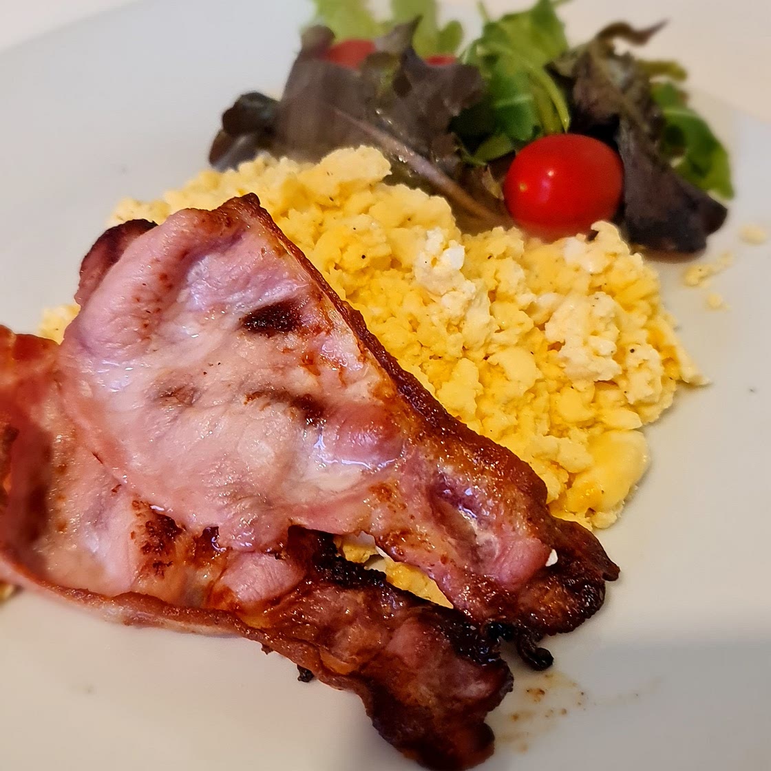Scrambled Eggs & Bacon