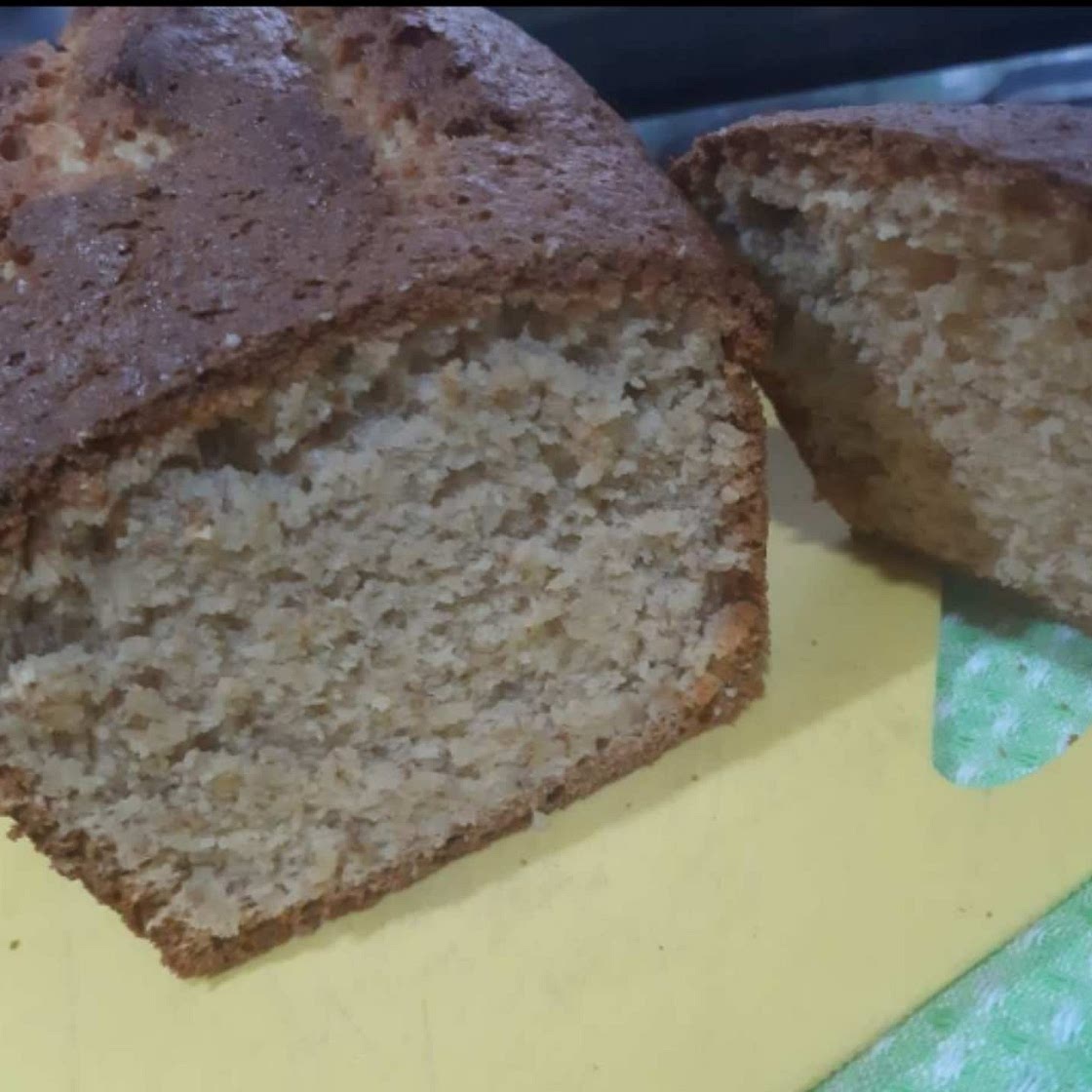 Classic banana bread