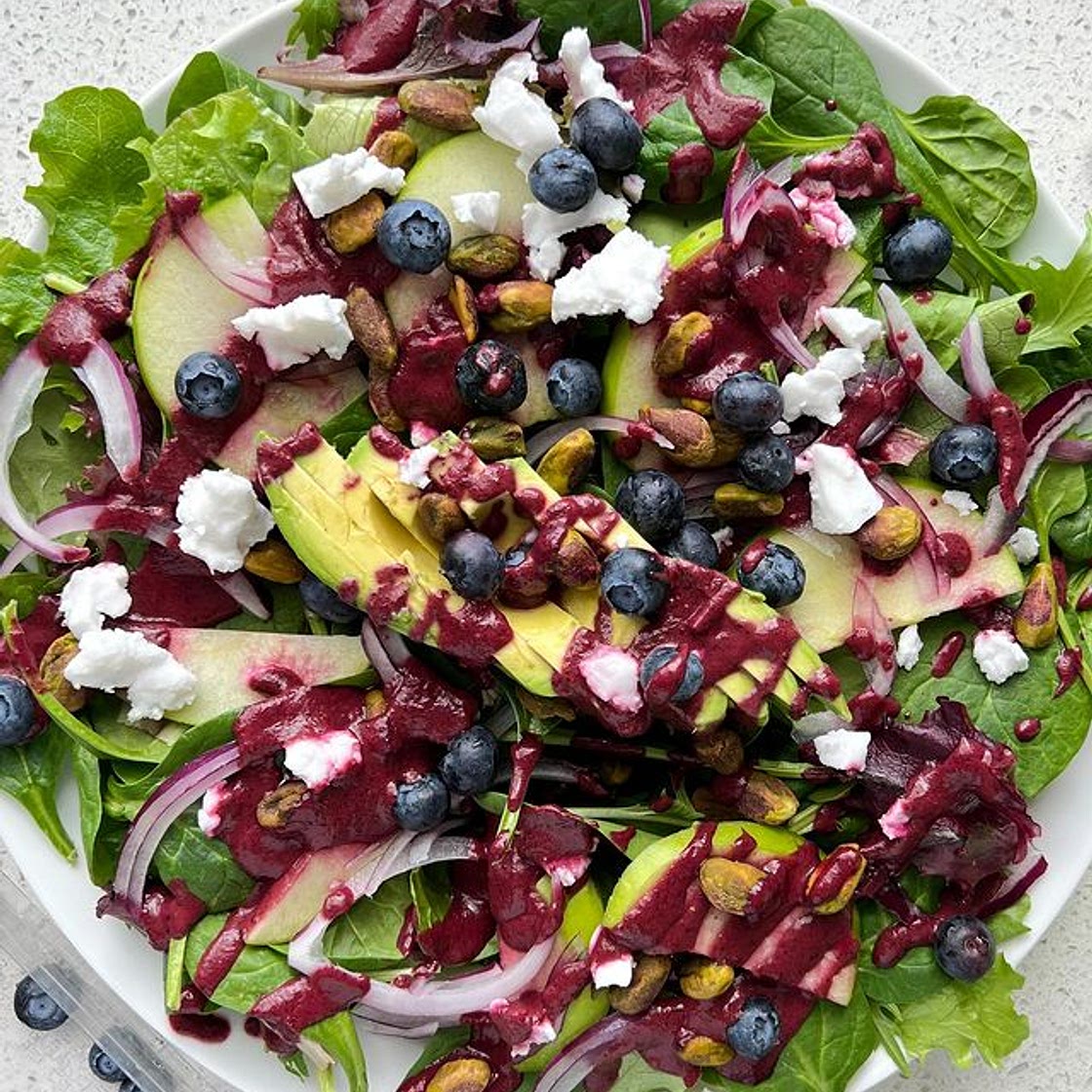 vegan blueberry babe salad 
