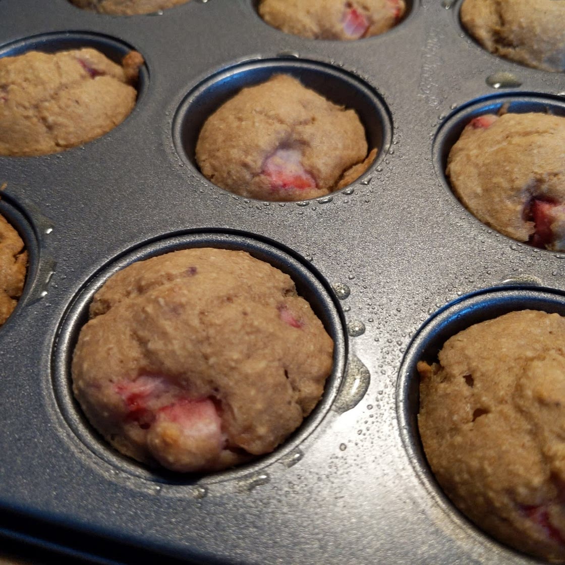 Baby (Mini) Apple Banana Oat Muffins