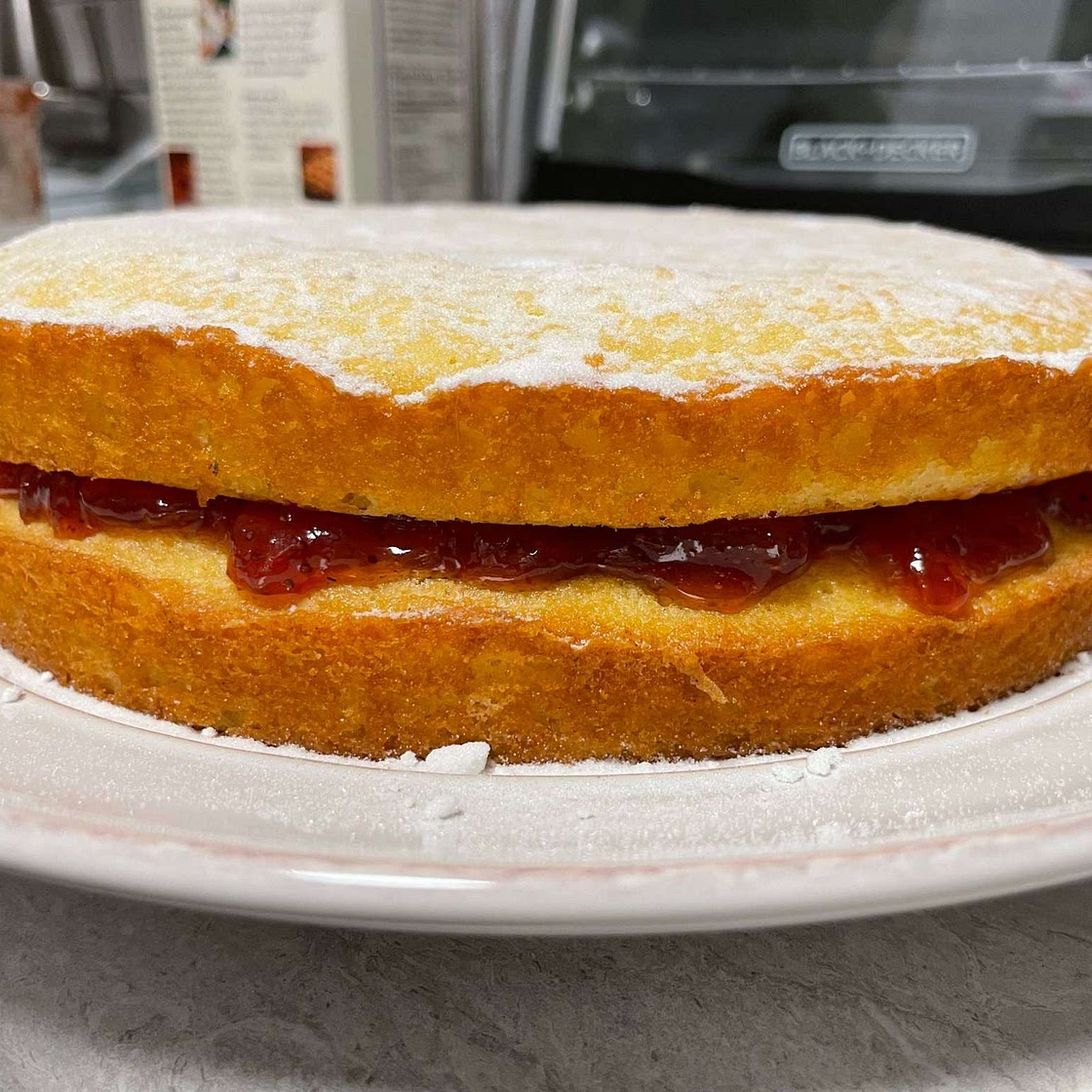 Mary Berry's easy Victoria sandwich