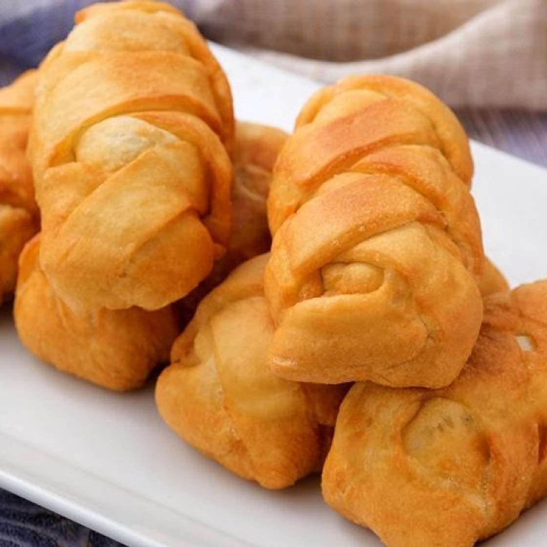 Flauti salati: la ricetta dei fagottini lievitati morbidi e sfiziosi