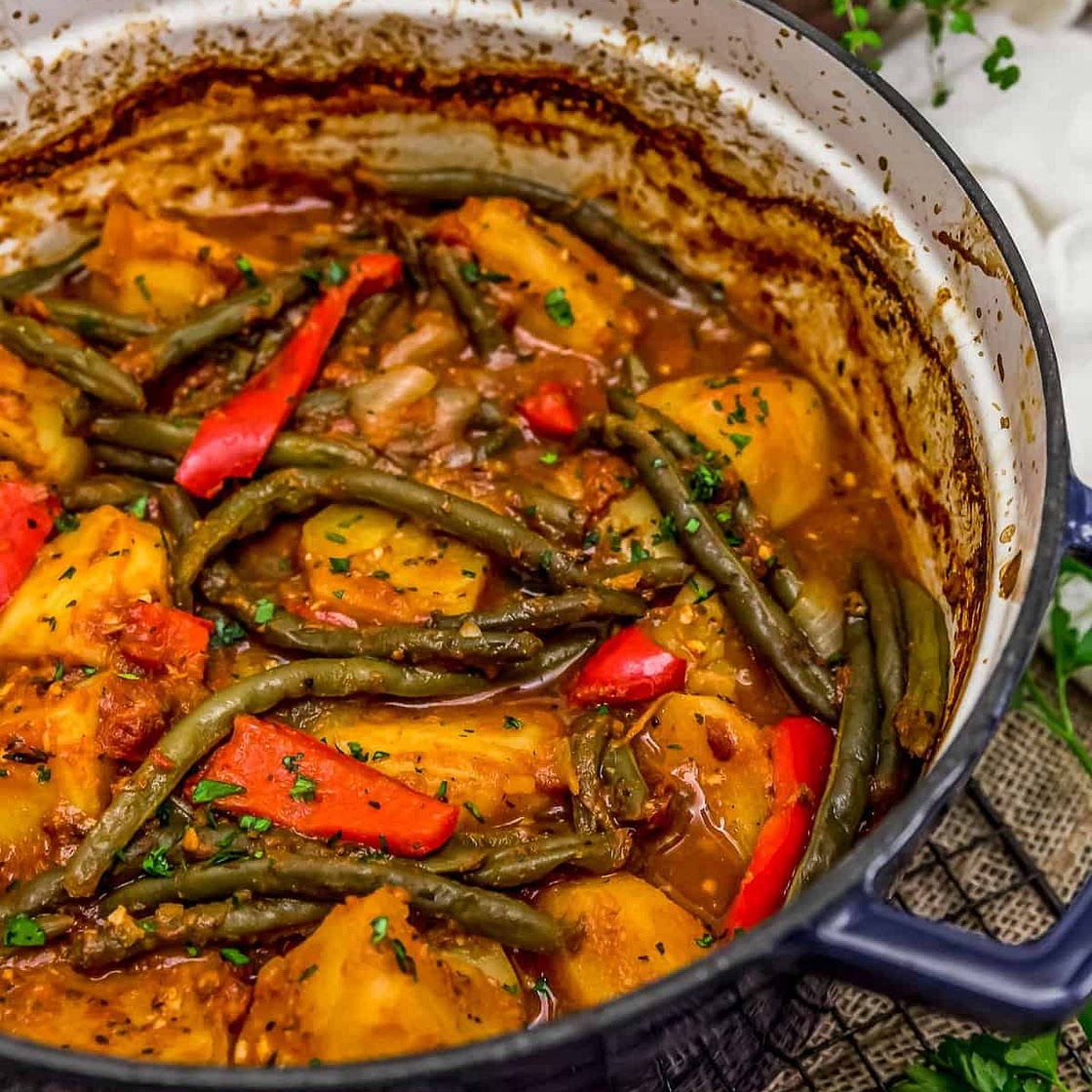 Italian Braised Green Beans and Potatoes