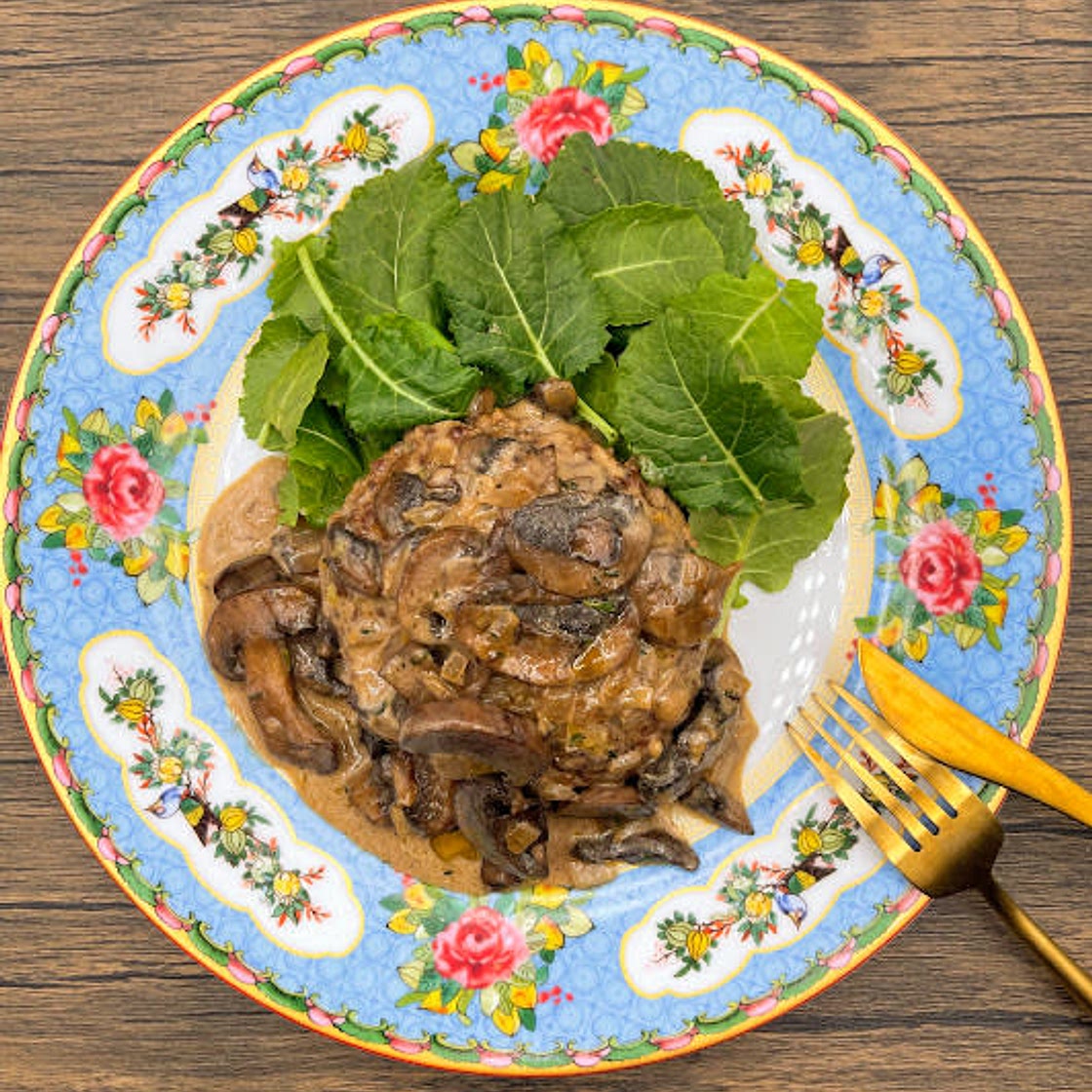 Hamburger Steak with Mushrooms
