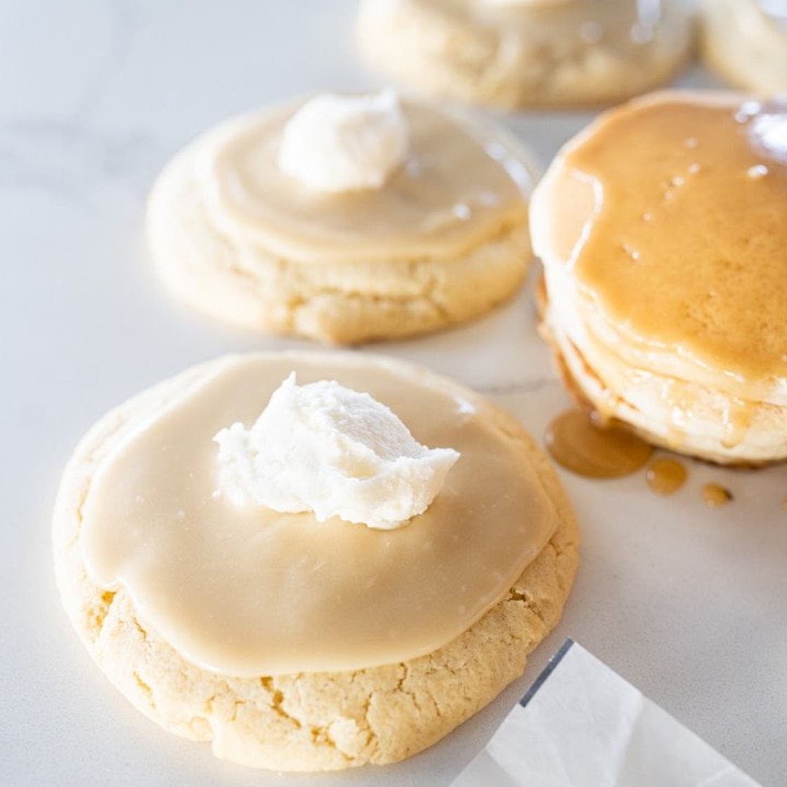 Crumbl 🙀 Buttermilk Pancake Cookies