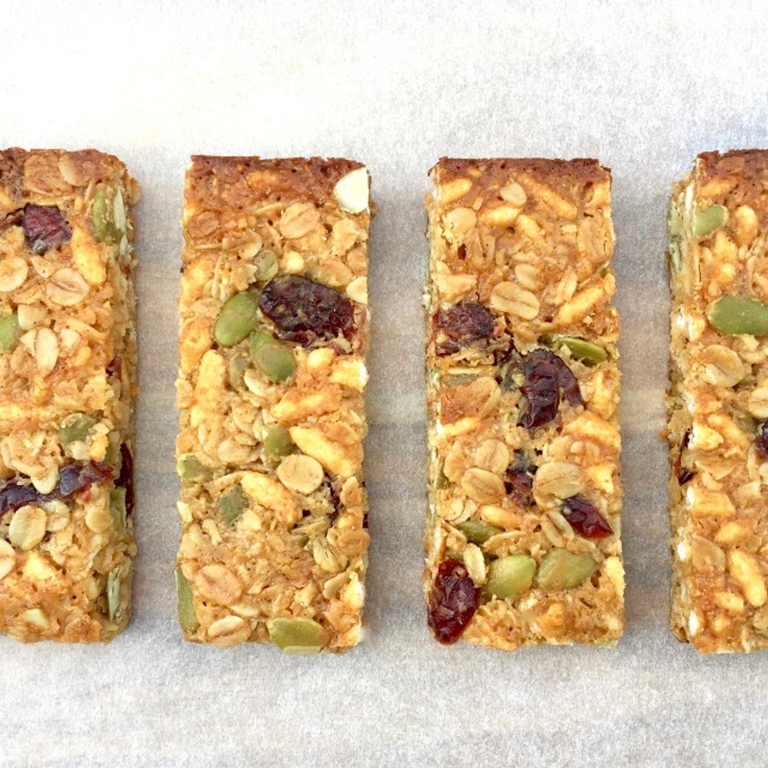 Cranberry, Coconut and Puffed Rice Muesli Bars