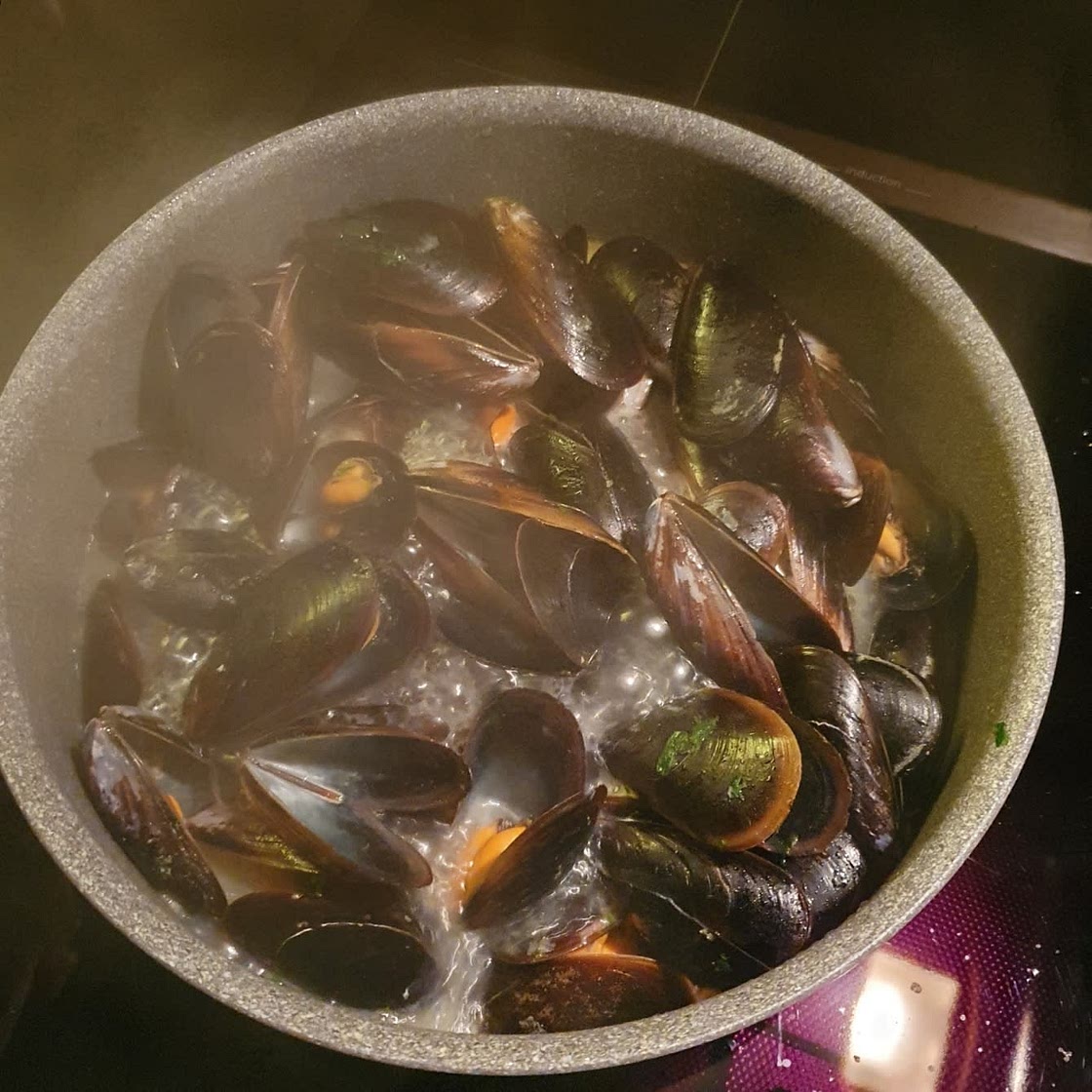 Cozze alla marinara