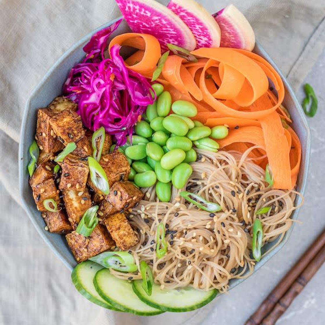 Poke Bowl with Quinoa, Seaweed Salad, Edamame, Avocado & Gomashio