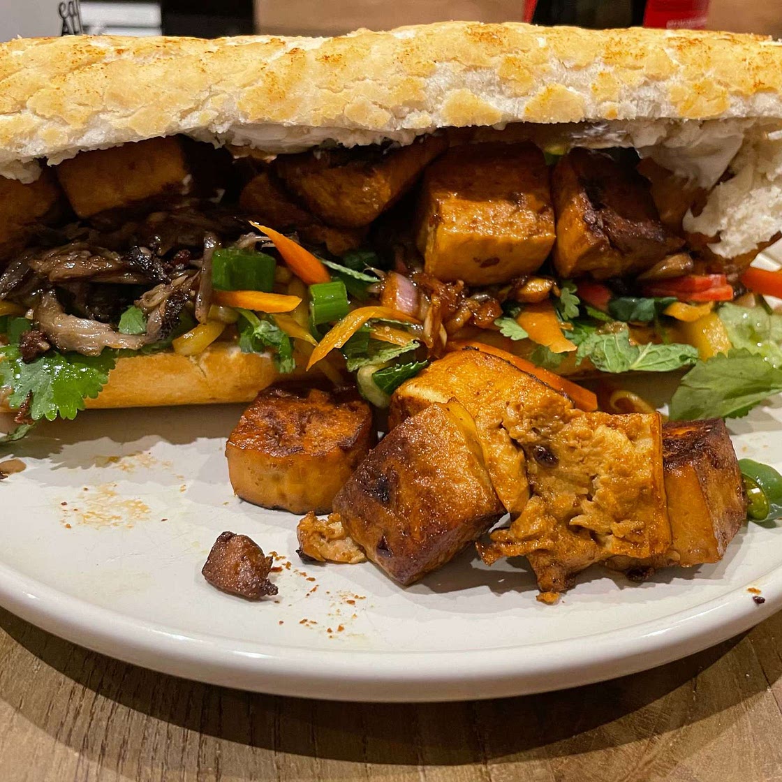 Vegan Pulled Mushroom Bánh Mì