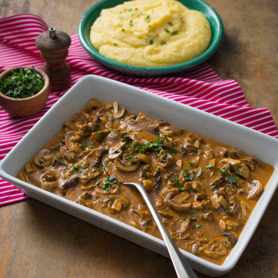 Mushroom stroganoff