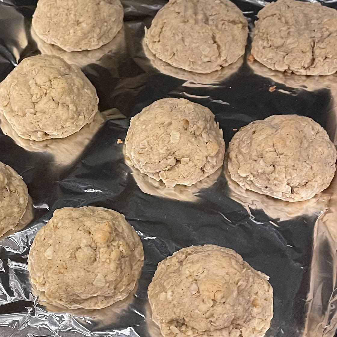 Soft Oatmeal Cookies