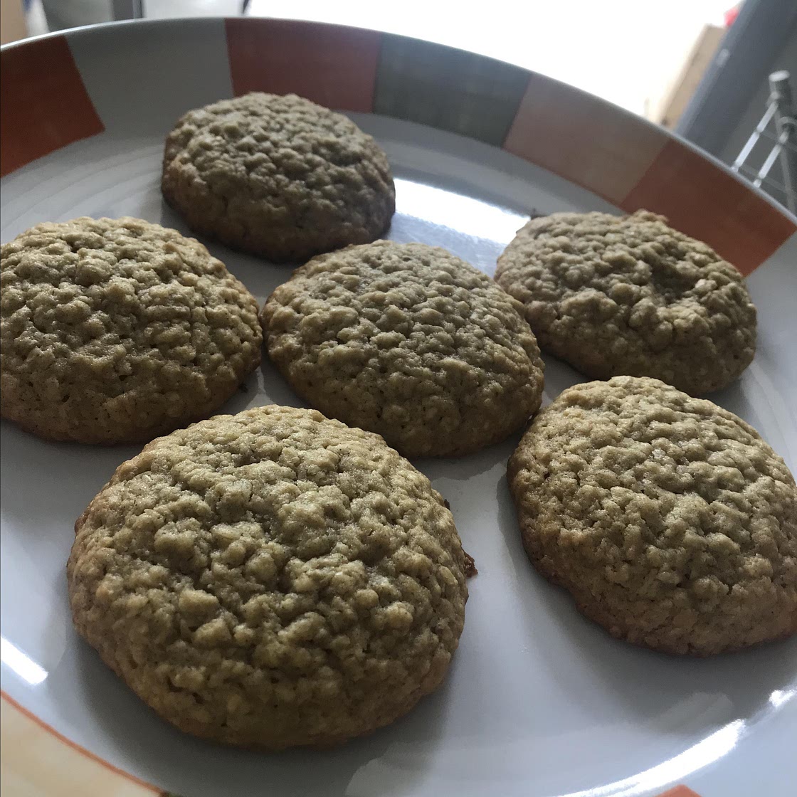 Soft Oatmeal Cookies