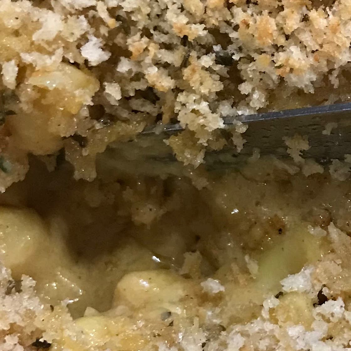 Classic Baked Vegan Mac and Cheese