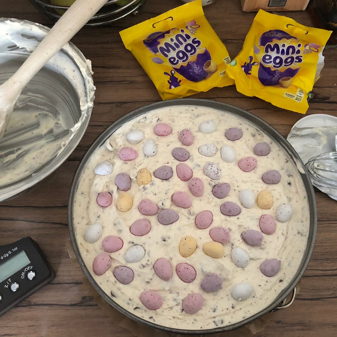 No bake Mini Eggs cheesecake