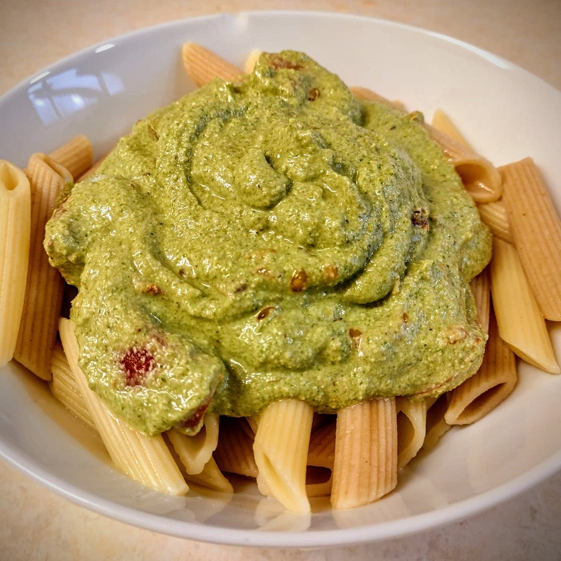 Basil and cashew pesto pasta
