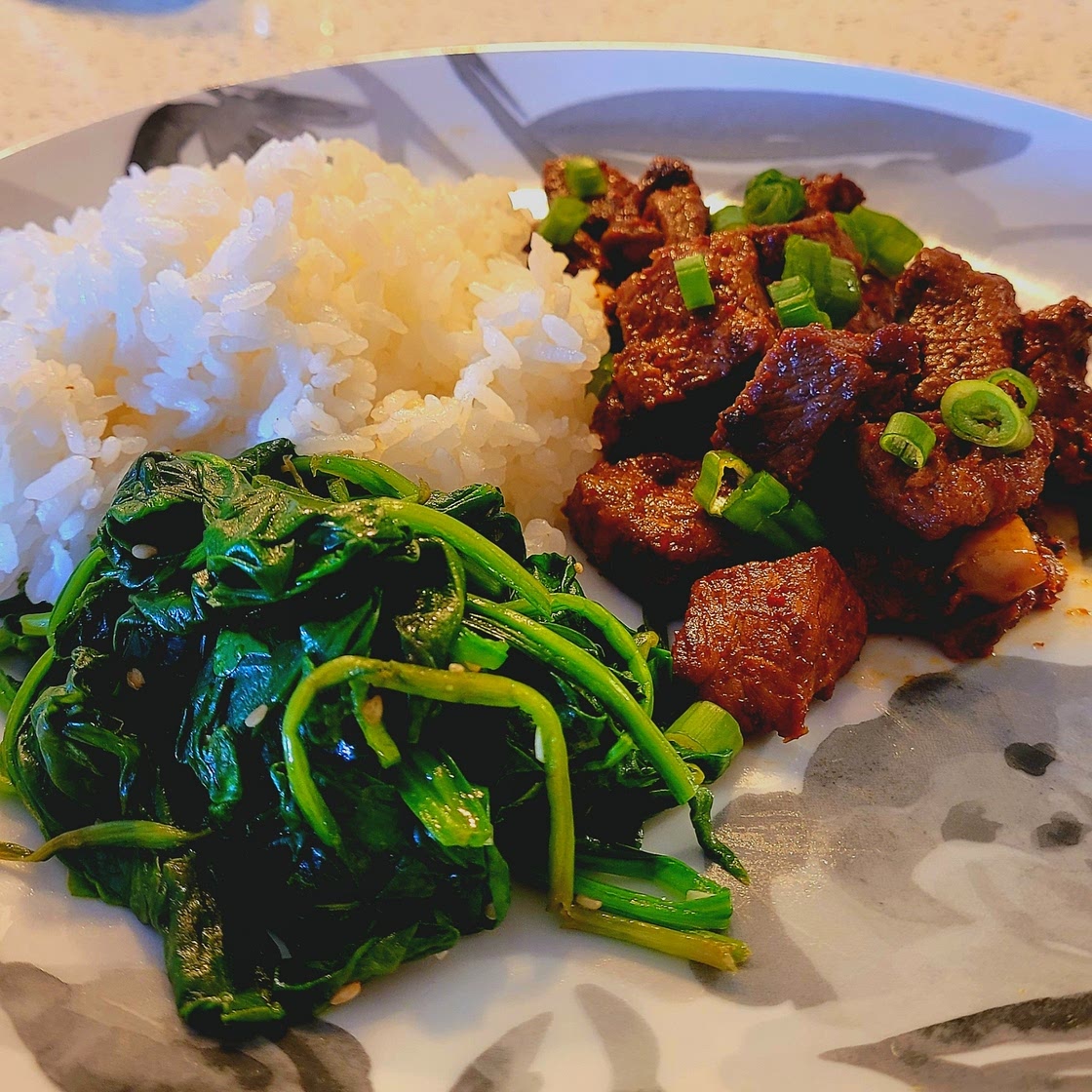 Simply Seasoned Korean Spinach Salad
