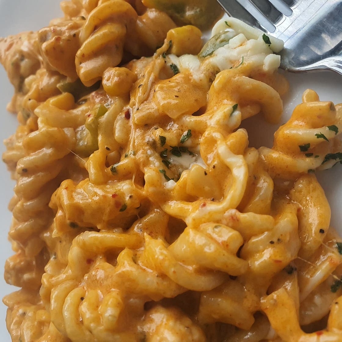 Gigi Hadid Pasta - Spicy Vodka Sauce Pasta Recipe Sans Vodka