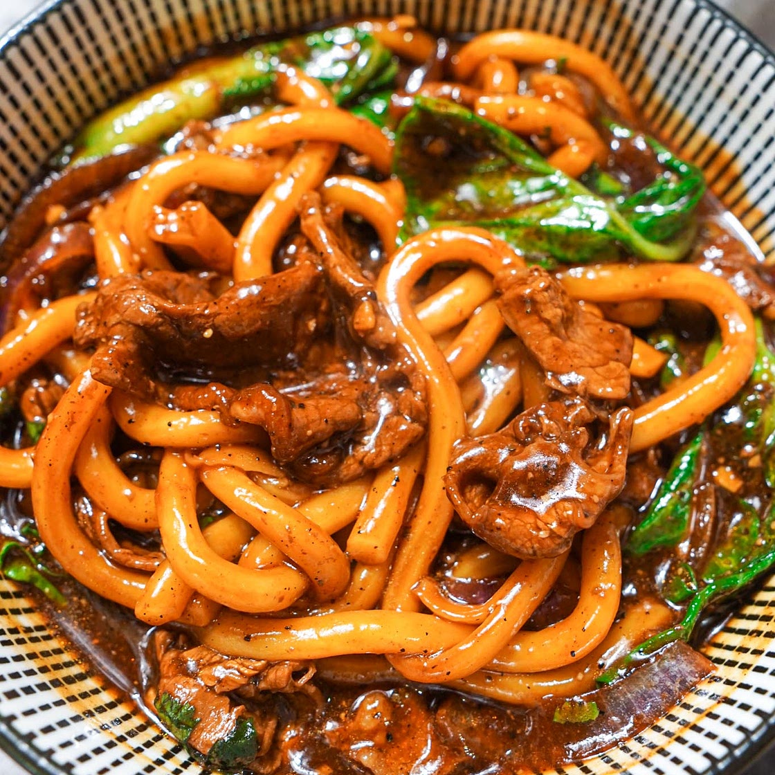 Black Pepper Beef Udon