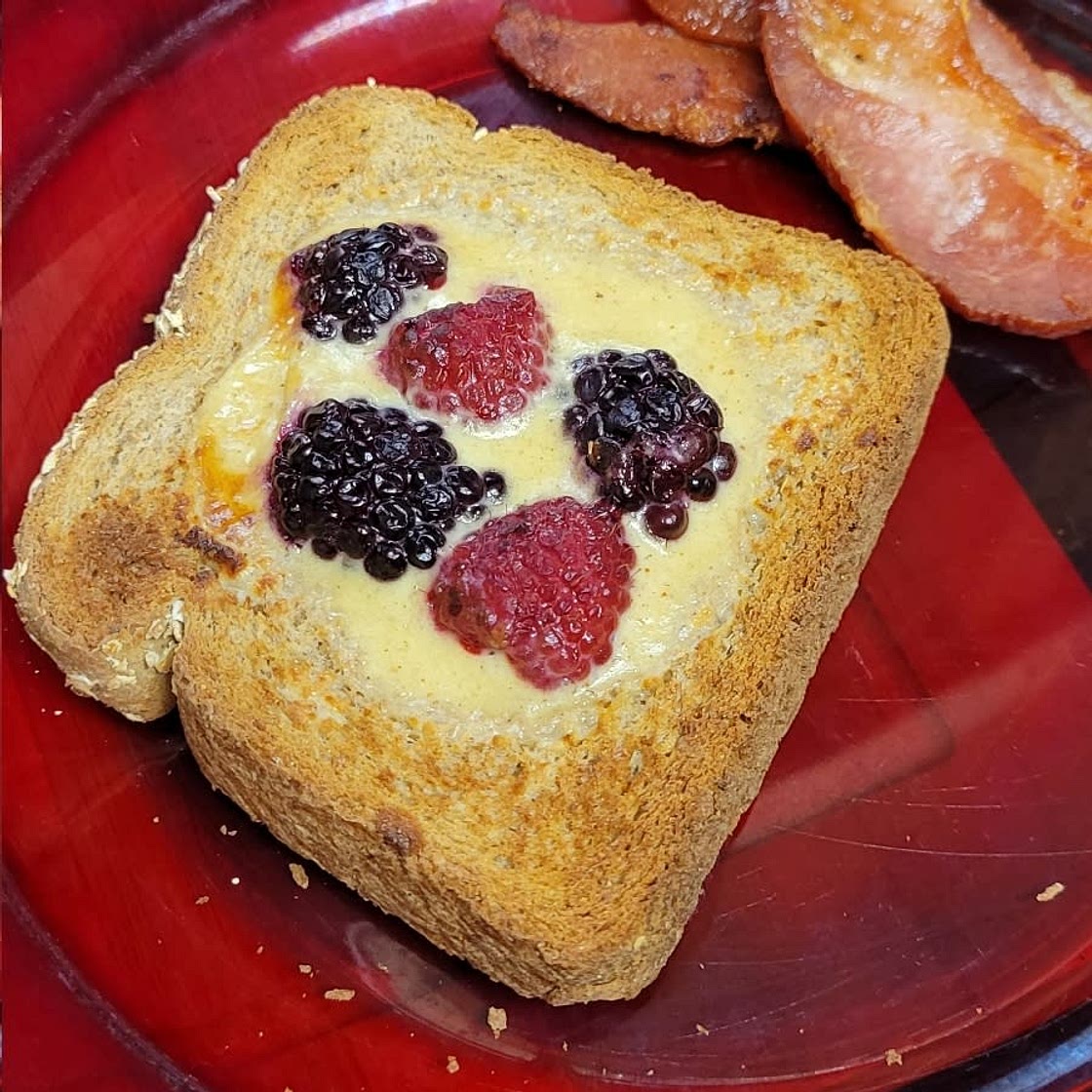Custard Yogurt Toast (Viral Tiktok Recipe)