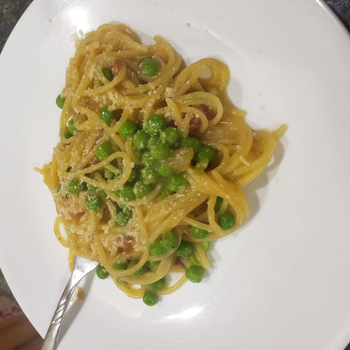 One-Pot Spaghetti Carbonara