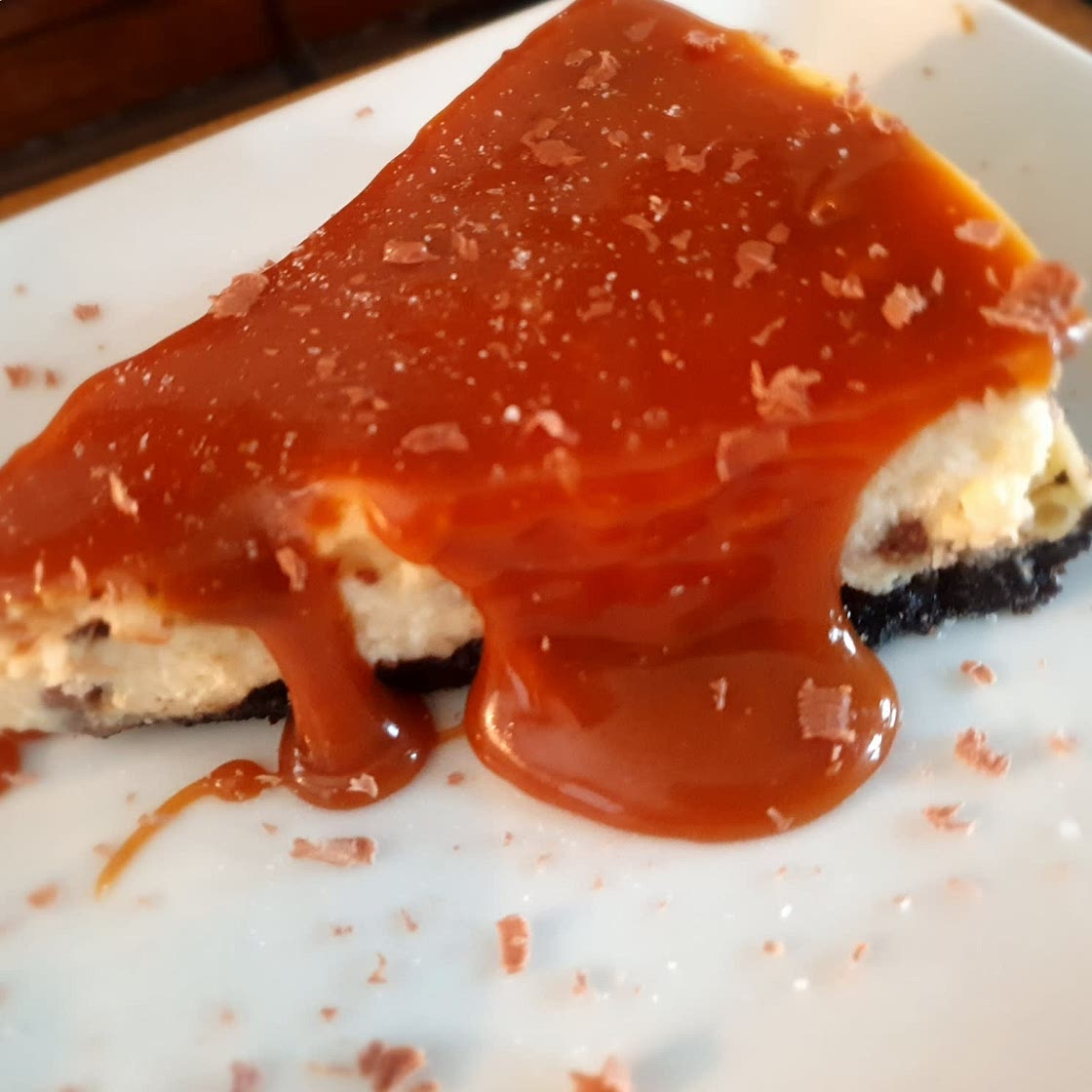 Salted Caramel Chocolate Chip Cheesecake