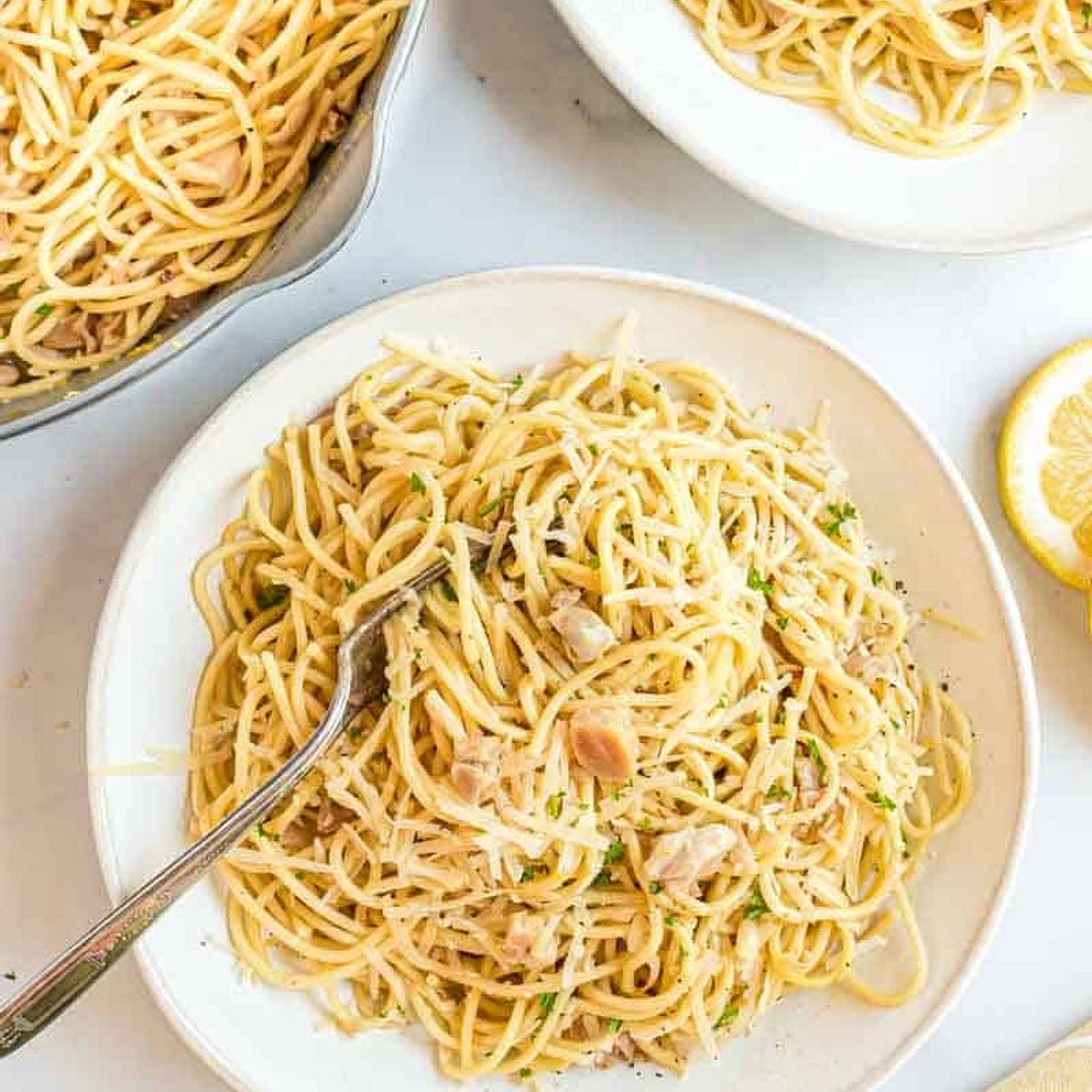 Spaghetti with Canned Clams Recipe