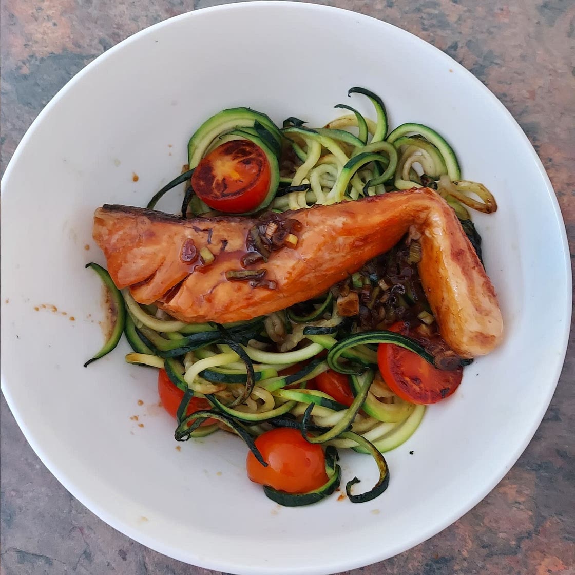 TERIYAKI SALMON WITH COURGETTE NOODLES