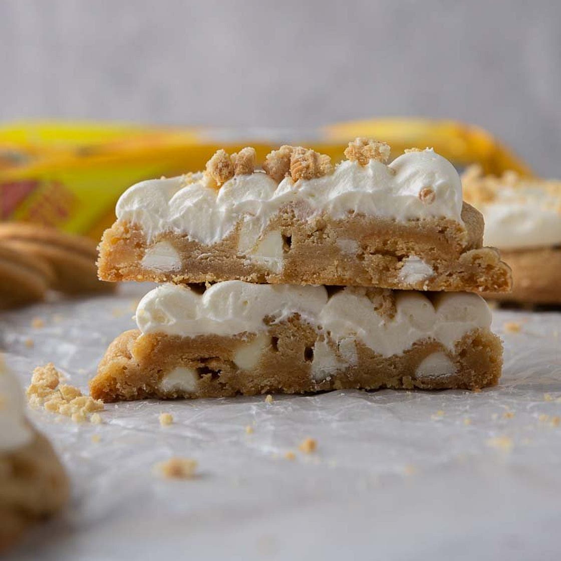 Crumbl 🙀 Golden Oreo Cookie with Cream Cheese Frosting