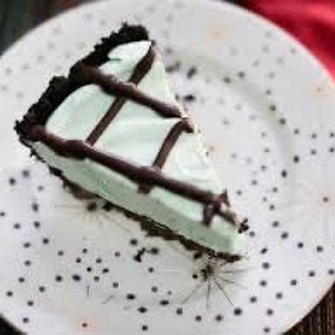 Grasshopper Icebox Cake