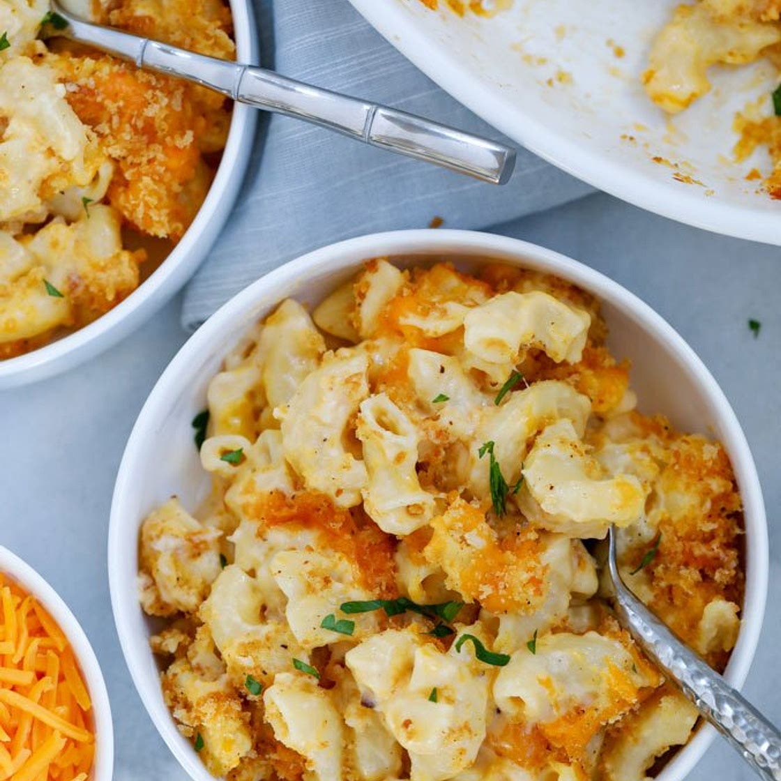 Easy Baked Mac and Cheese