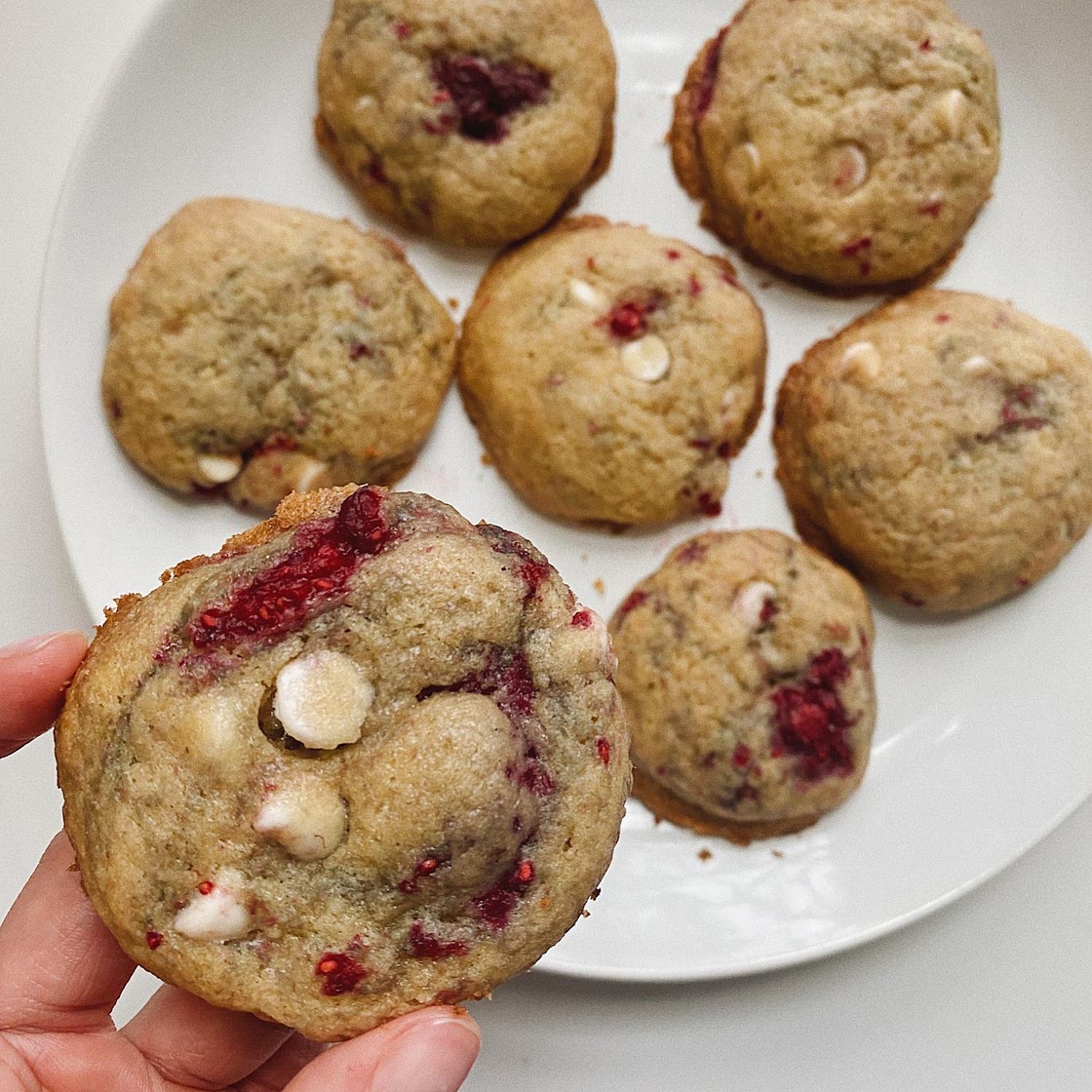 Raspberry and White Chocolate Chip Cookies