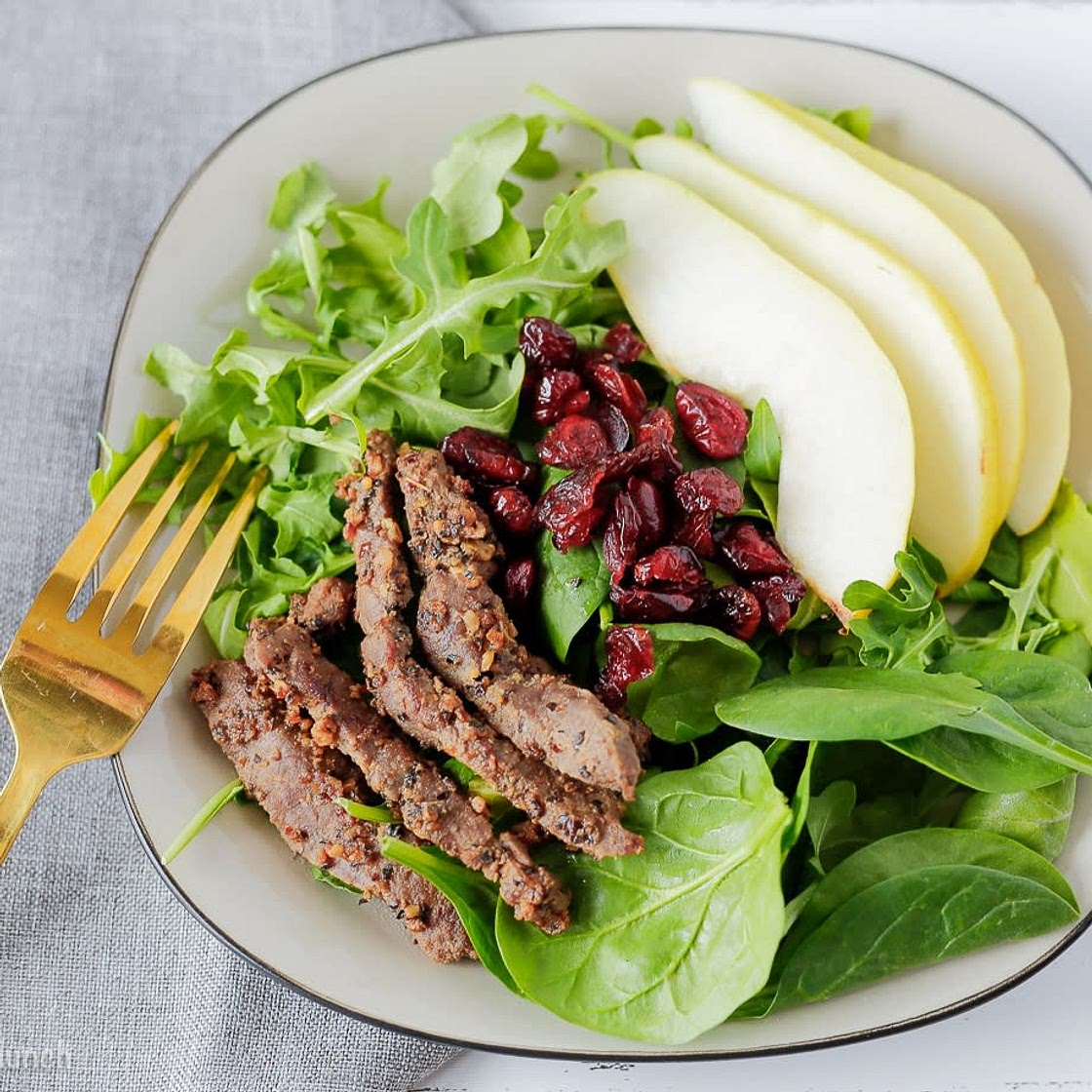 Montreal Steak and Pear Salad with Honey Mustard Dressing