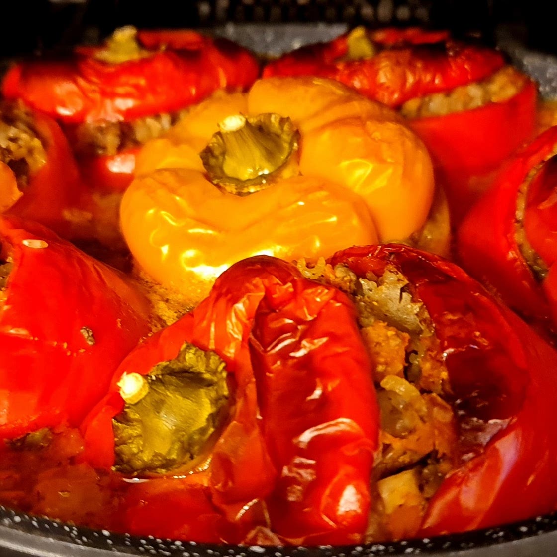 פלפלים ממולאים