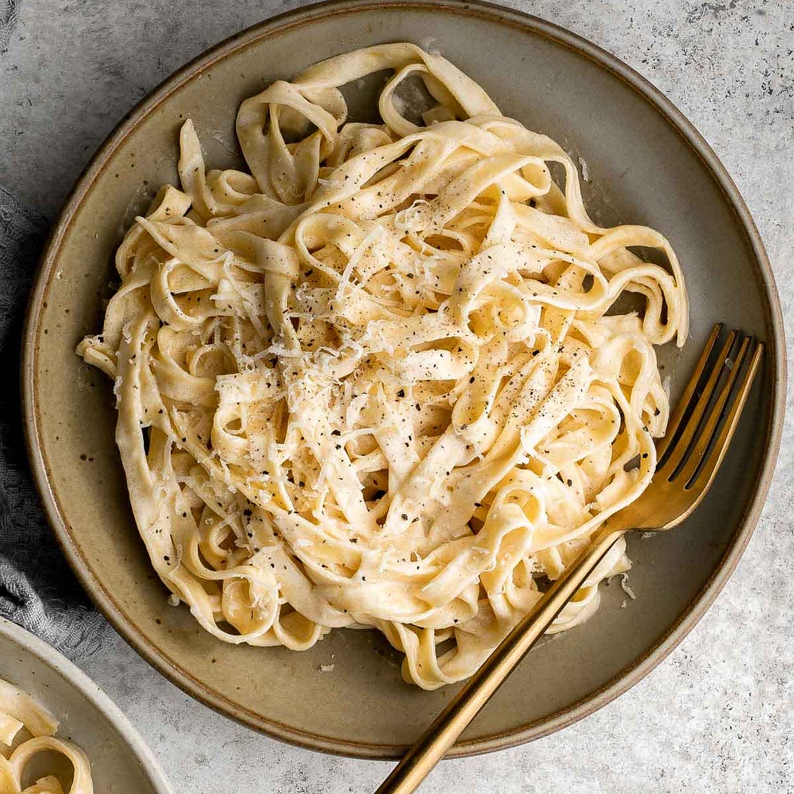 Fettuccine Alfredo