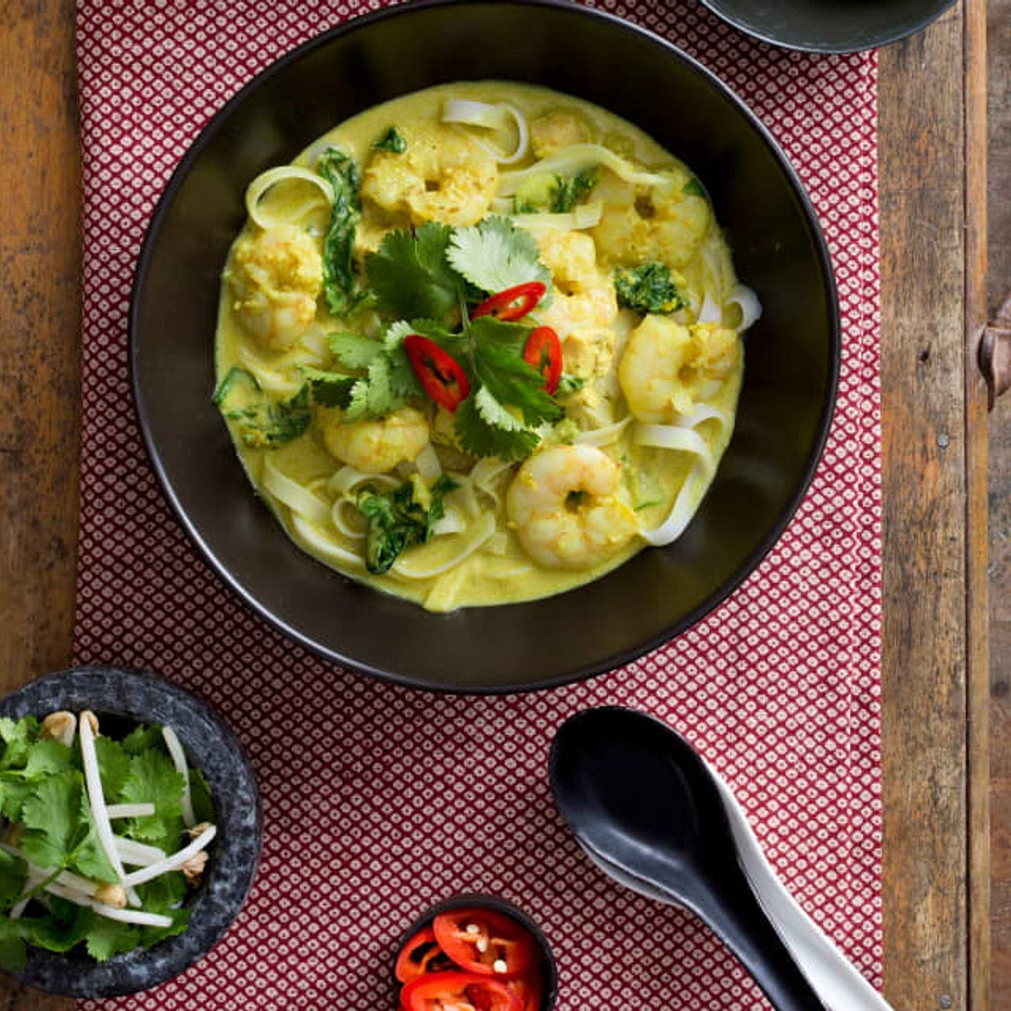 Prawn and chicken laksa