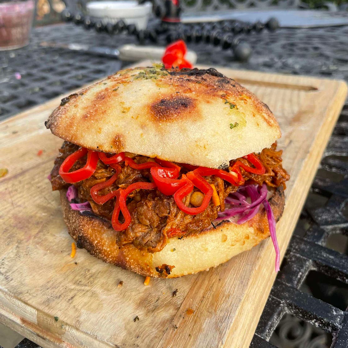 Pulled Pork Madras Burgers