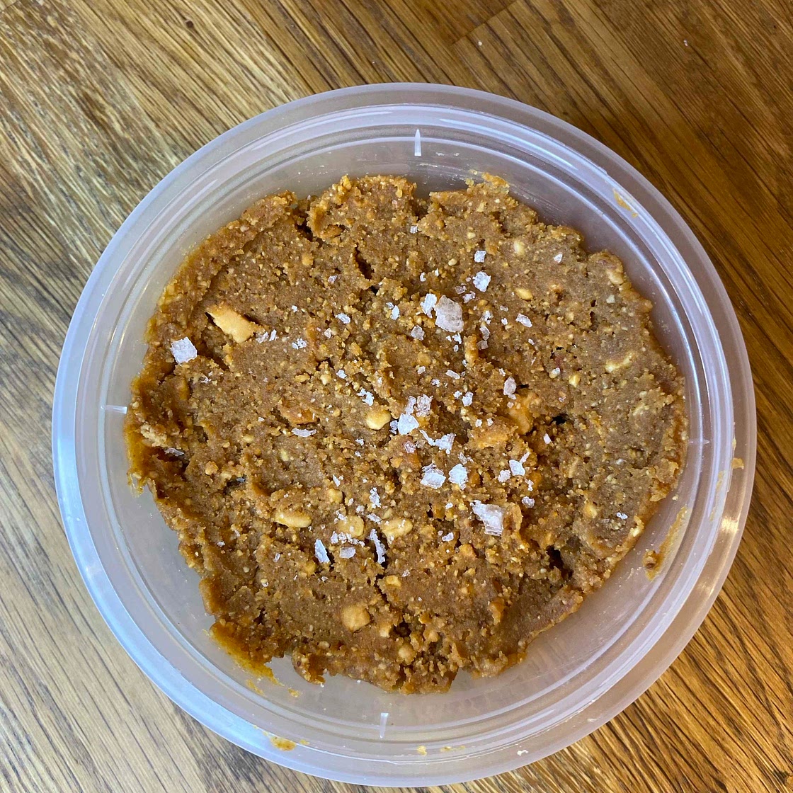 Homemade cashew butter 